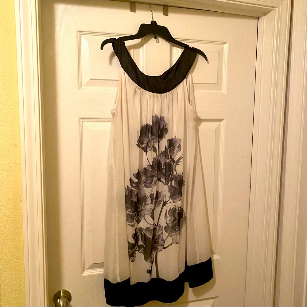 Black and white connected summer 🌞 dress.